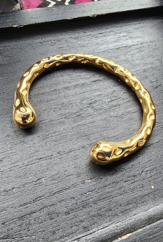 Gold Cuff Braclets and Bangles