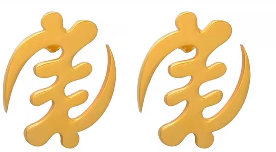 Country shaped Studs