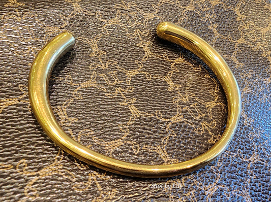 Gold classic Bangle